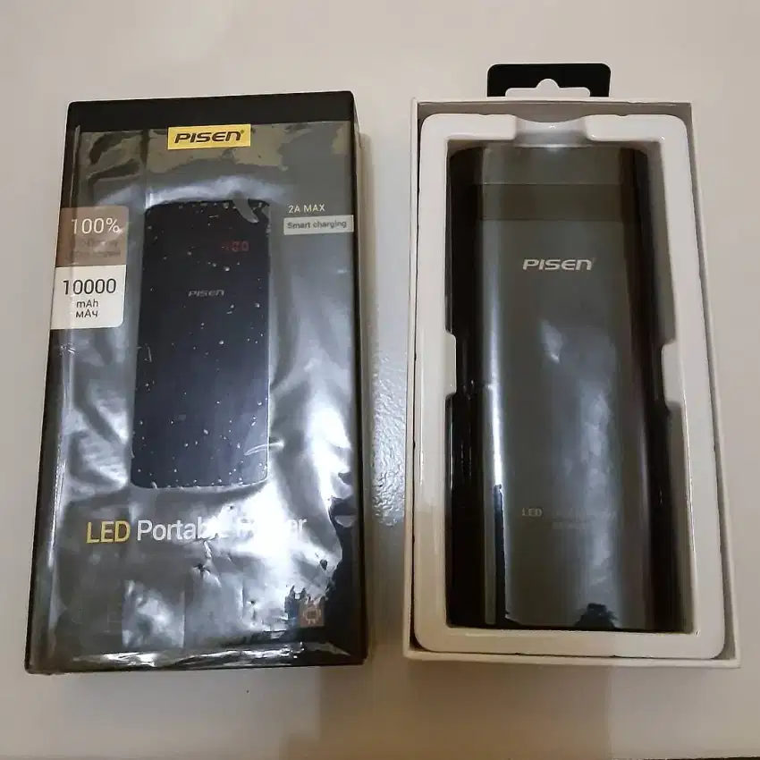 PISEN Power Bank 10000 mAh - Hitam ( 100% Baru & Ori )