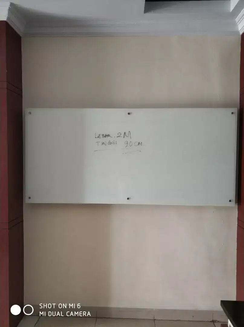 Whiteboard Papan tulis dari kaca Glasstone supper white, lebar 2Mx90cm