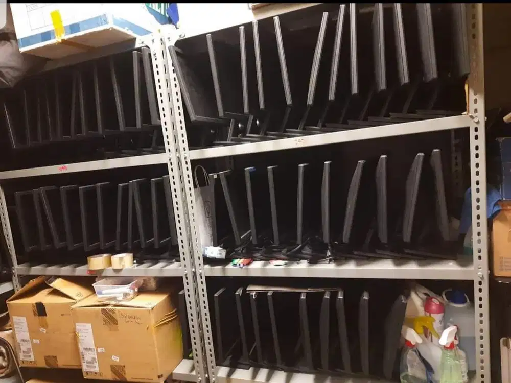 Menerima jual beli komputer bekas ex kantor satuan atau borongan