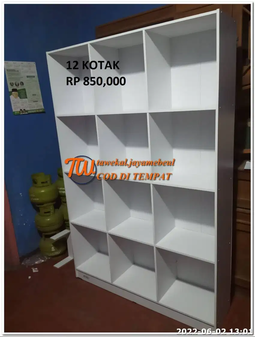 RAK BUKU MINIMALIS RAK ARSIP KANTOR RAK LAUNDRY MODEL 12 DAN 15 KOTAK