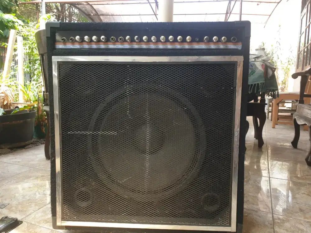 SPEAKER AKTIF KEYBOARD GITAR