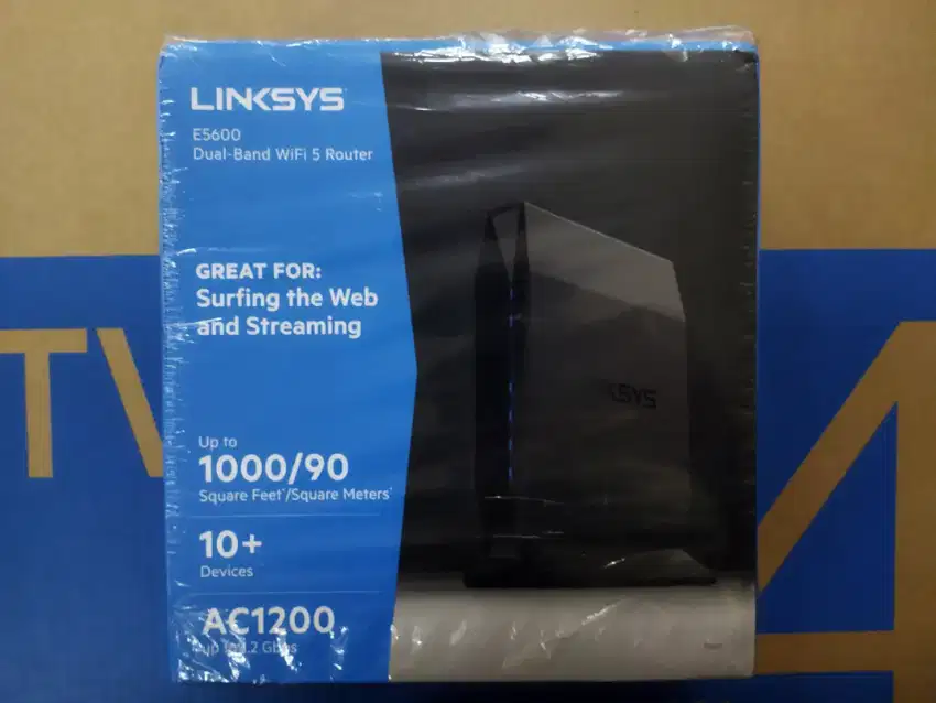 Linksys E5600 Dual-Band Wireless 5 Router AC1200