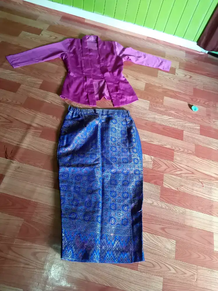 Kebaya wanita import.geser foto