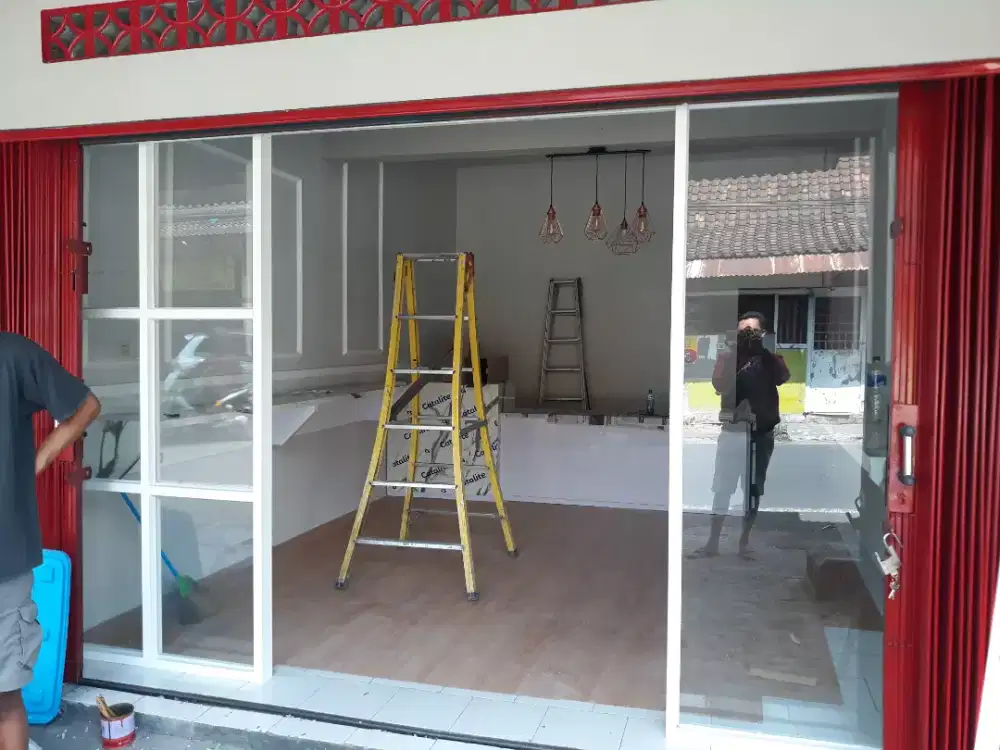 Partisi alumunium kaca pintu lipat dan geser perumahan kavling toko