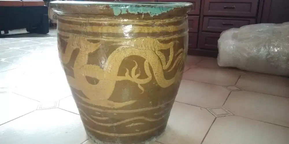 Guci model gentong asli cina