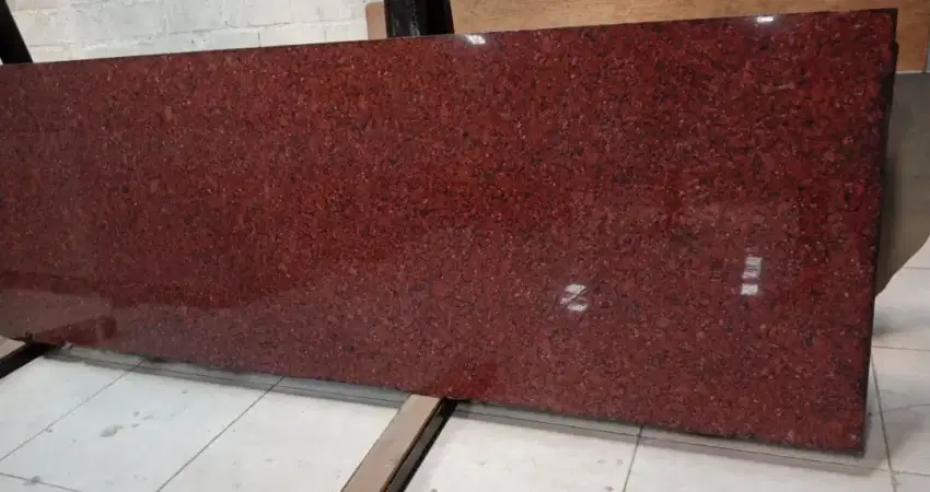 Granit Ruby Red