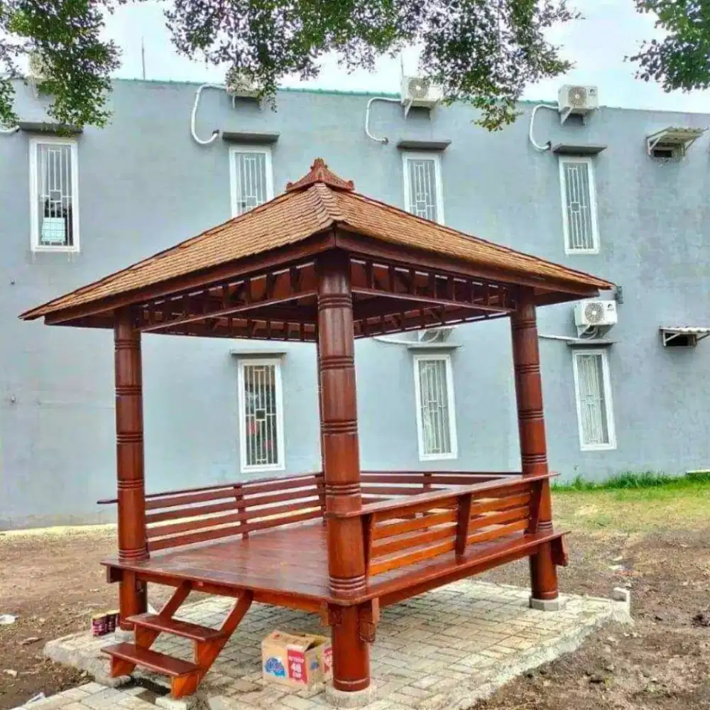 Pengrajin gasebo kayu jepara