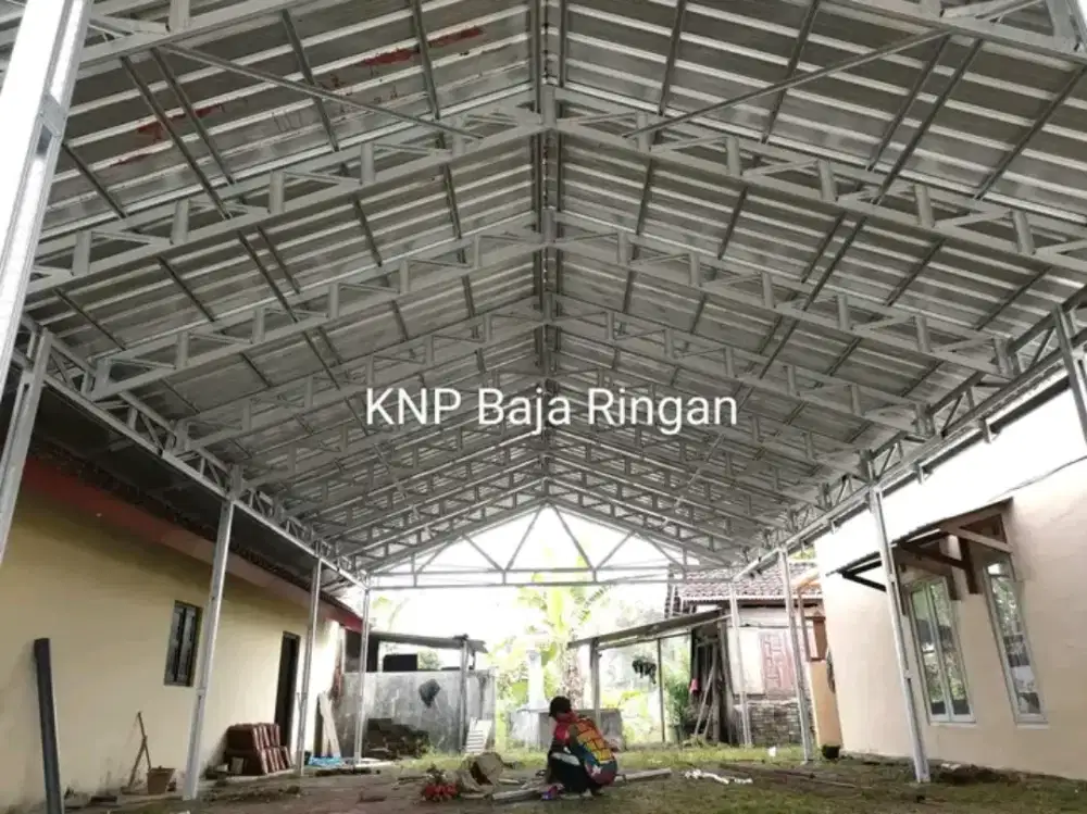 Gudang baja ringan