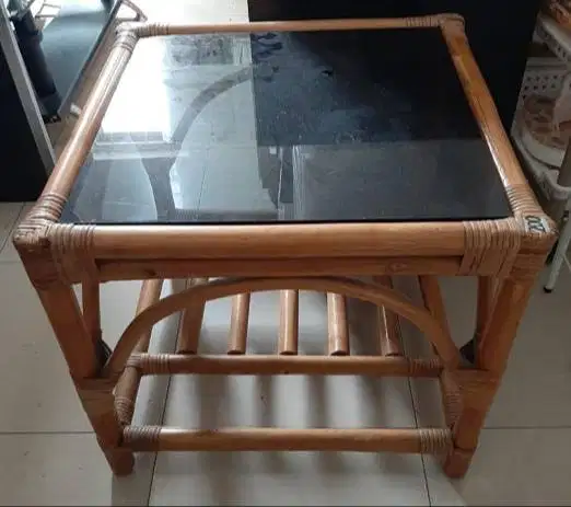 Meja kafe rotan (52x52x46)