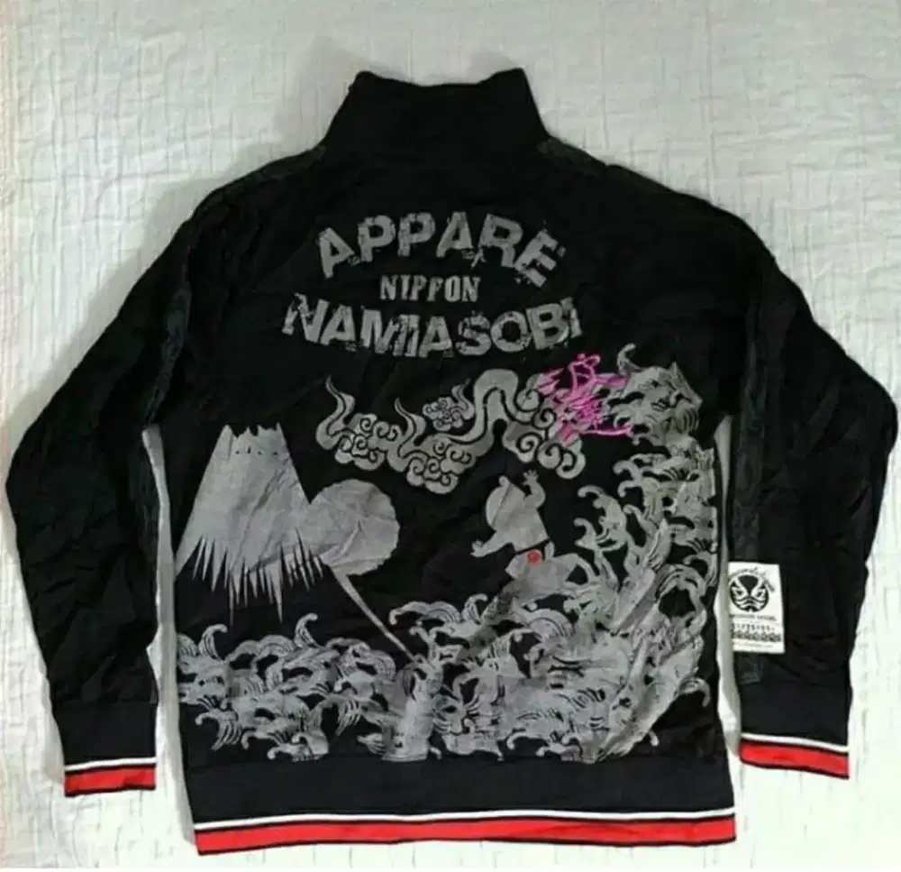 Jaket Tracktop Sukajan