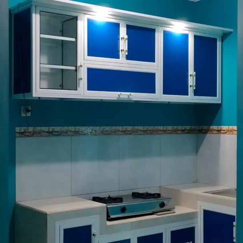 Jasa pembuatan lemari dapur Aluminium