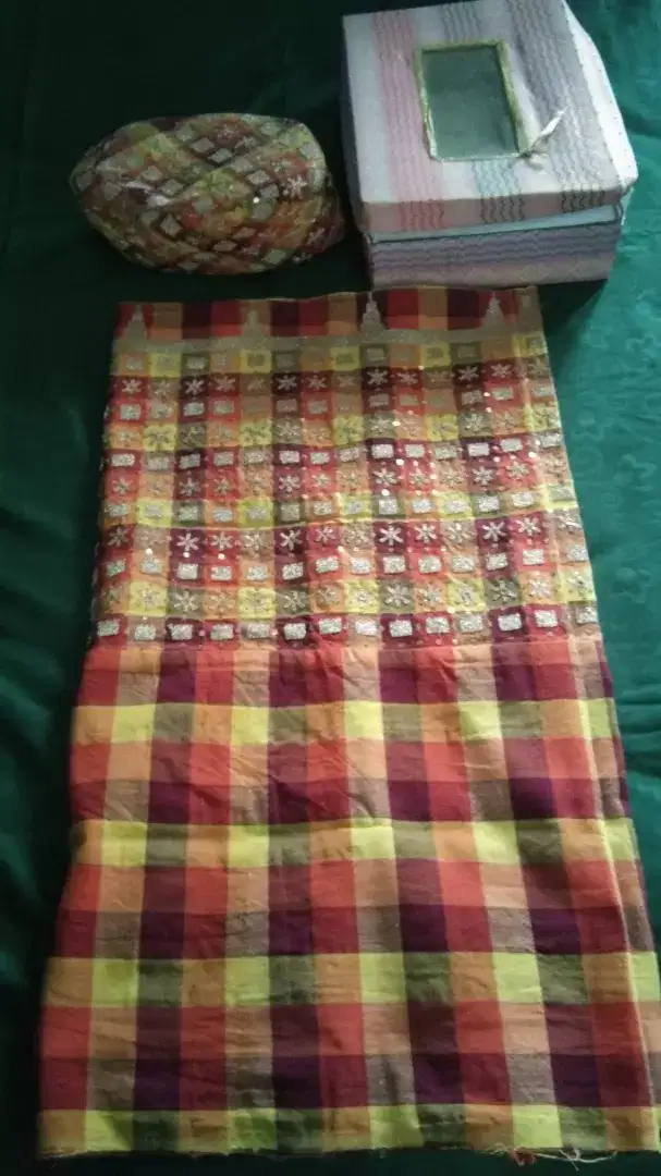 SarungTapis Lampung + peci tapis