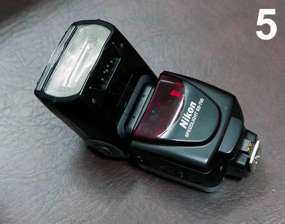 NIKON FLASH SB700