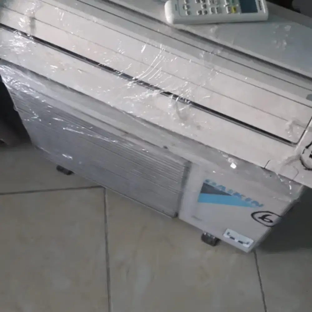 AC Daikin Thailand 1/2 PK