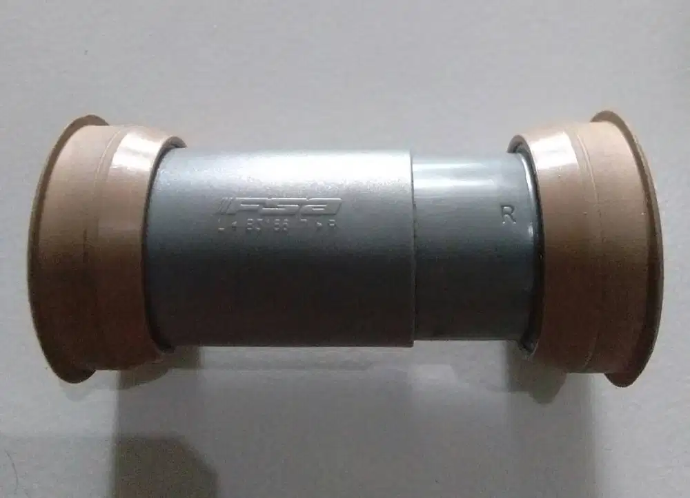 BB bottom bracket press fit fsa roadbike road bike sepeda balap