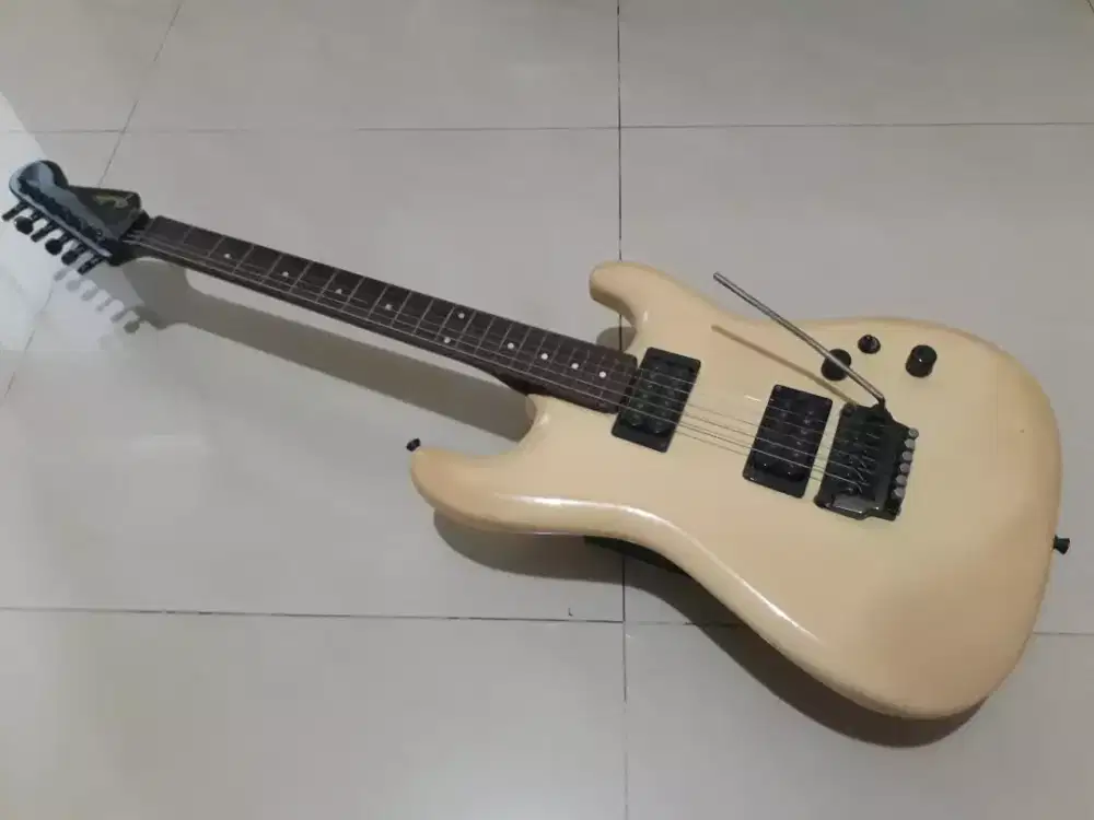 FENDER CONTEMPOLARY JAPAN 80s No GIBSON