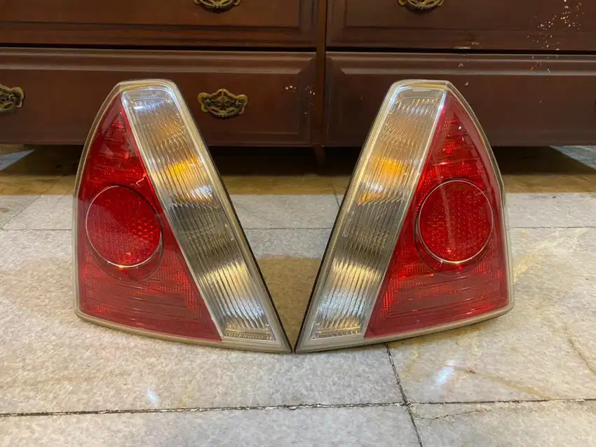 Maserati Quattroporte 2003-2008 rear light, lampu rem belakang