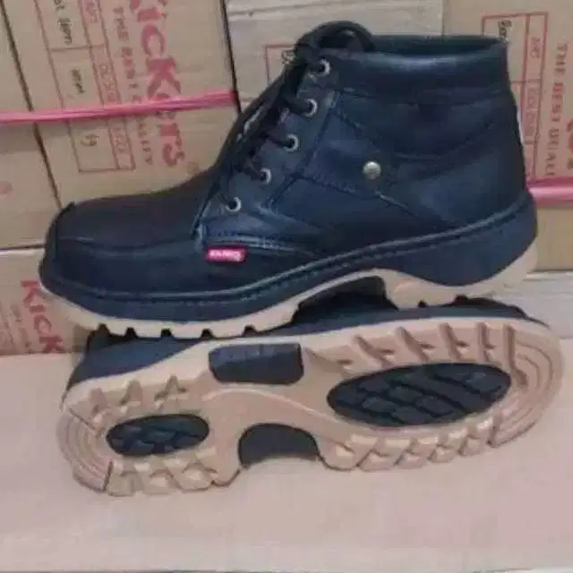 Sepatu Safety Boots Proyek Pabrik Lapangan Kontruksi Kulit Asli Murah