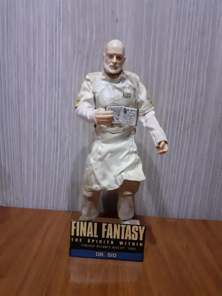 Final fantasy figure Dr. Sid murmer aja