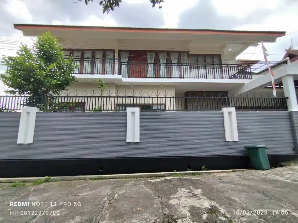 Rumah Mewah Hook Full Furnished Dekat UGM Banteng Jalan Kaliurang Km.7