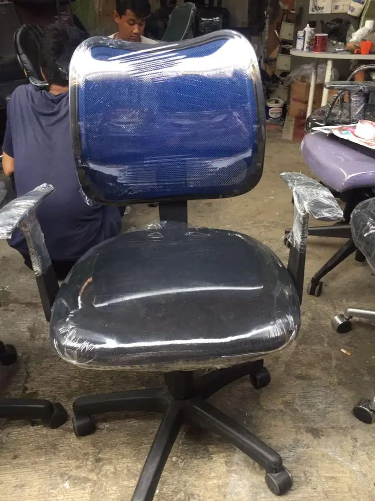 Kursi kantor jaring merk indachi hidrolik naik turun