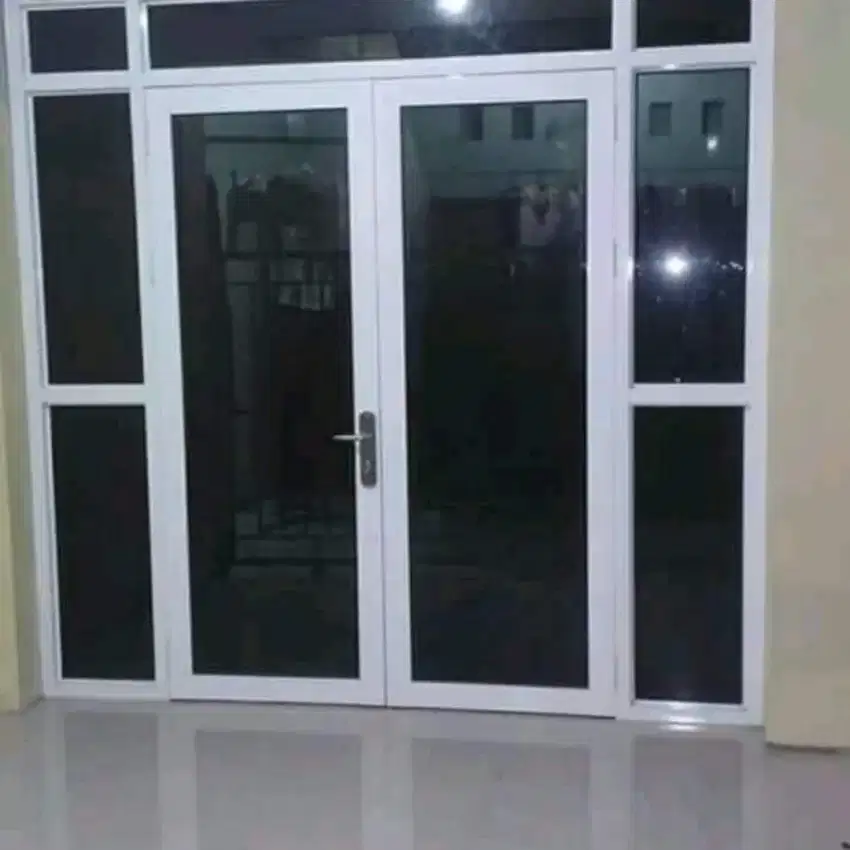 Jendela pintu Almunium