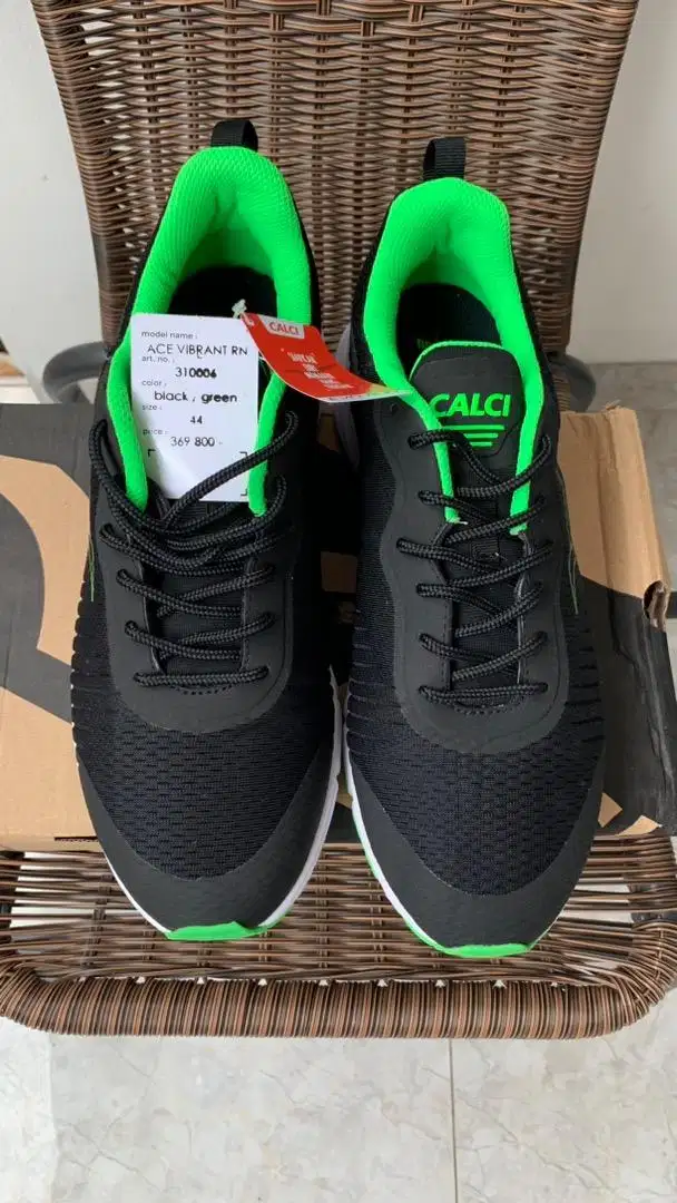 Sepatu Running CALCI type ACE VIBRANT 44