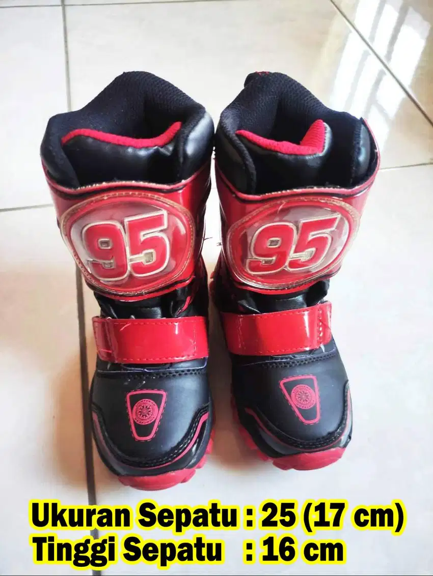 Sepatu Anak Motif Cars