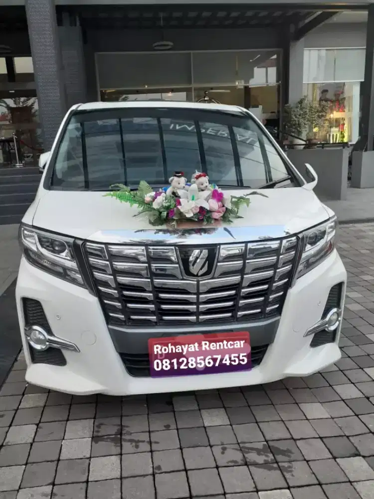 Rental Mobil Innova riborn Rental Elf Rental Bus Jakarta Kramat jati.