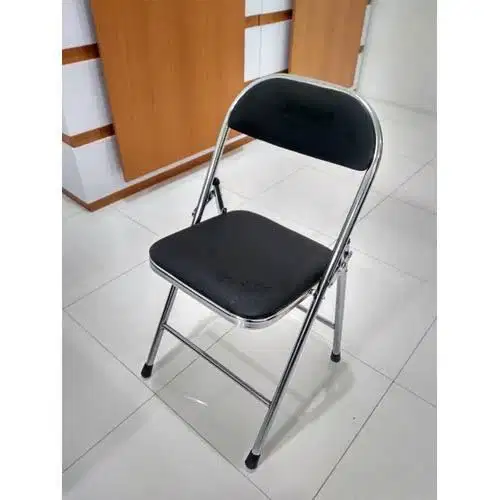 KURSI KANTOR HITAM BESI