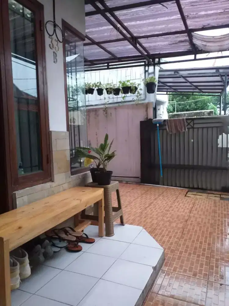 RUMAH DISEWAKAN