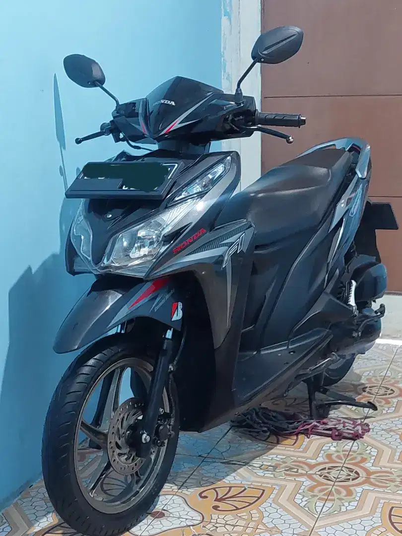 menerima vario 125 tahun 2014/2015