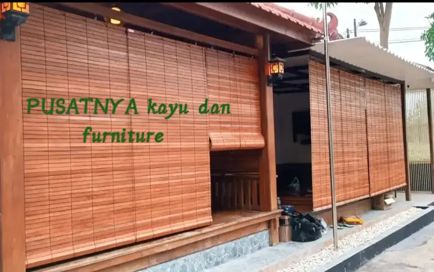 Pusat Tirai kayu jati