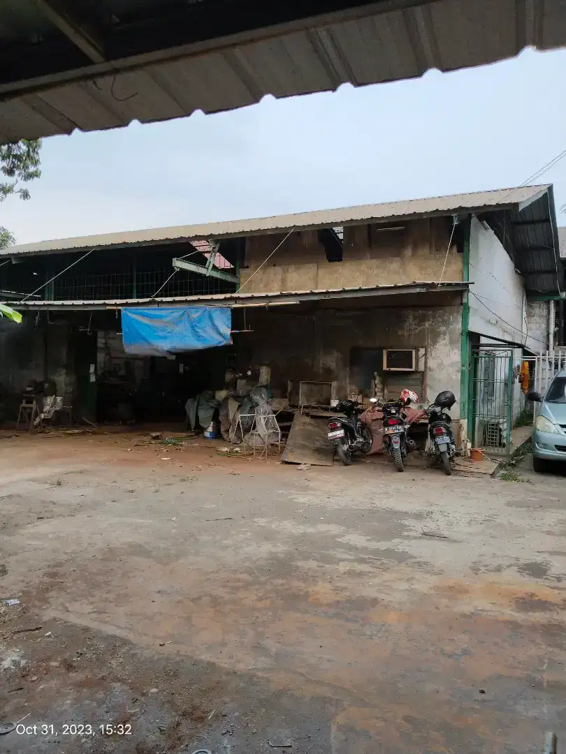 Dijual hanya 5 kali omzet th 2024 , bengkel bubut dan usahanya.