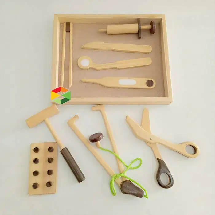 Wooden Doctor Kit Set Mainan Miniatur Alat Kedokteran Kayu