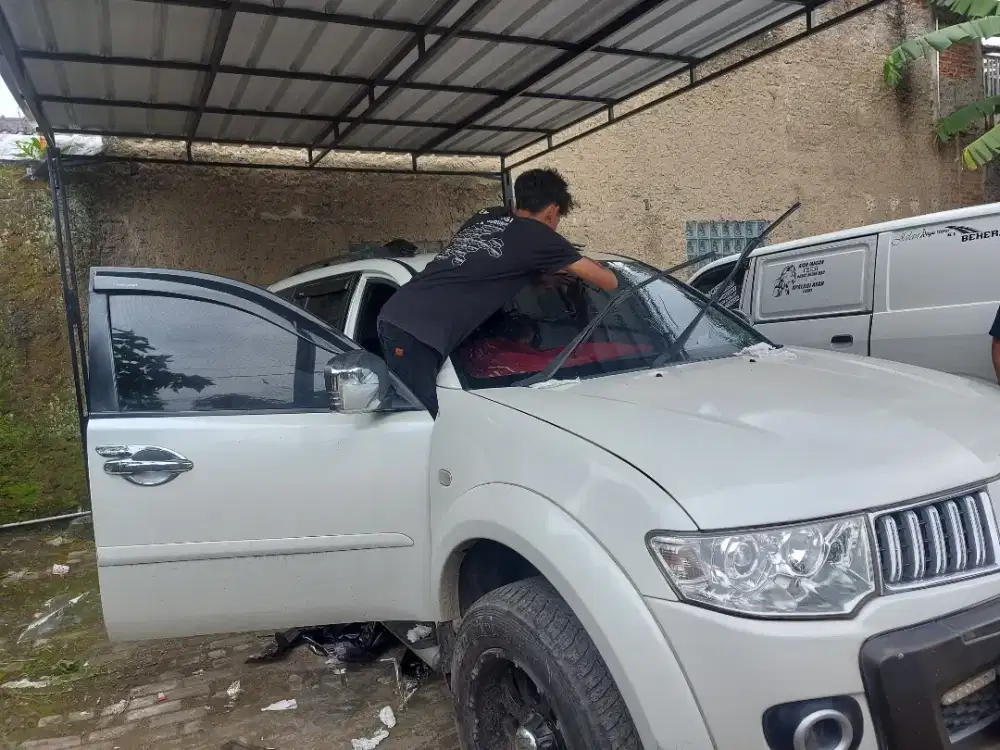 panggilan pasang kaca film mobil tolak panas