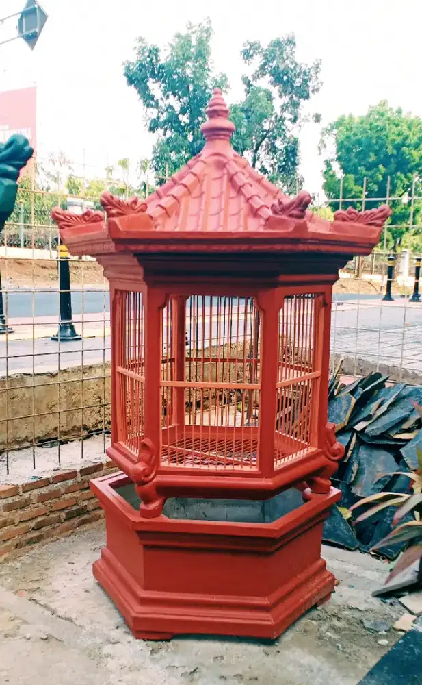 Kandang burung kakak tua