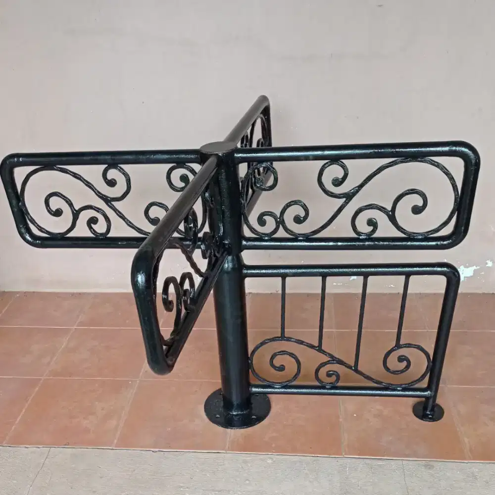 Turnstile Antique Wrought Iron