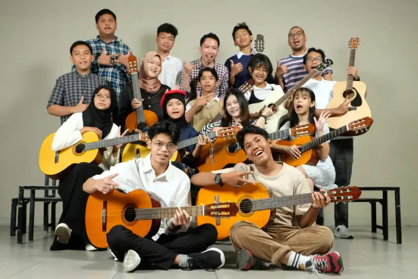 Les Kursus Musik Privat Gitar Klasik, Pop, Fingerstyle