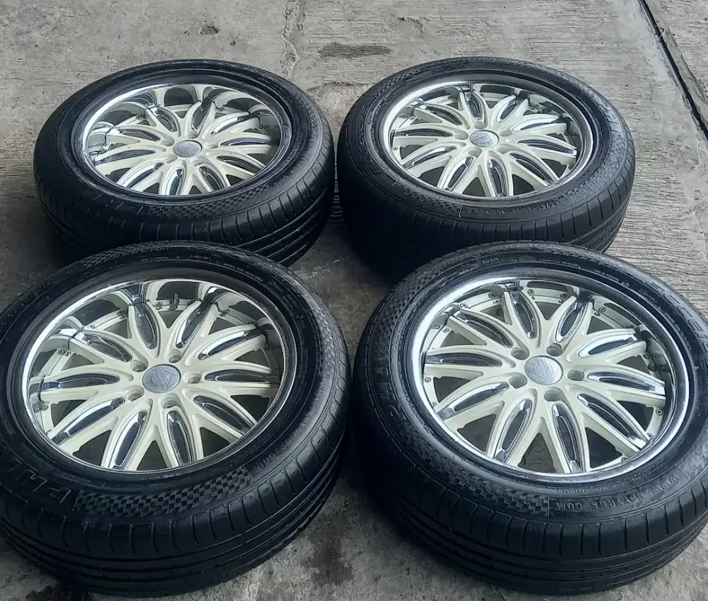 Velg  work ring 18 pcd 114 baut 5
