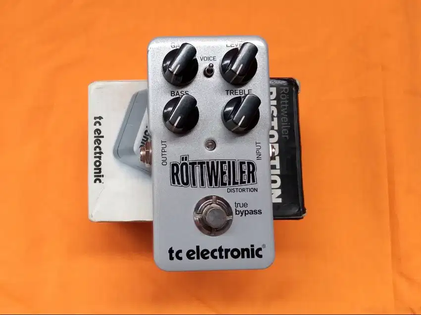 Guitar Effect tc electronic Distortion Rottweiler