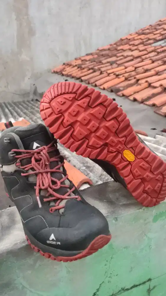 Sepatu Eiger Cypress