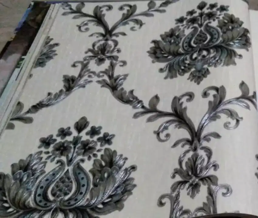 Jual wallpaper/roll harga 250rb udah plus pasang