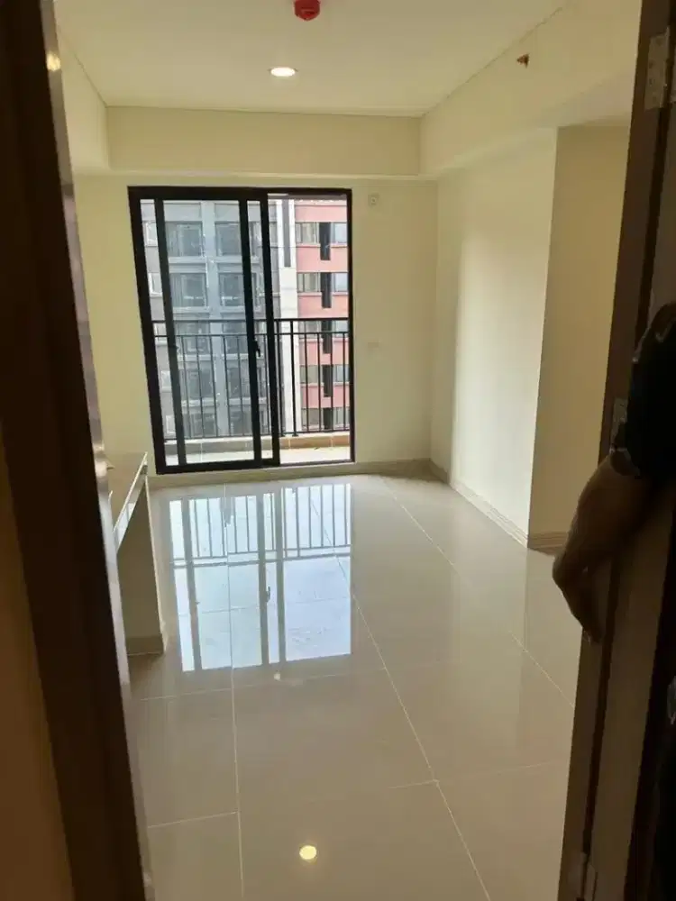 Sewa Apartement Meikarta Unfurnish Tower Silverlake