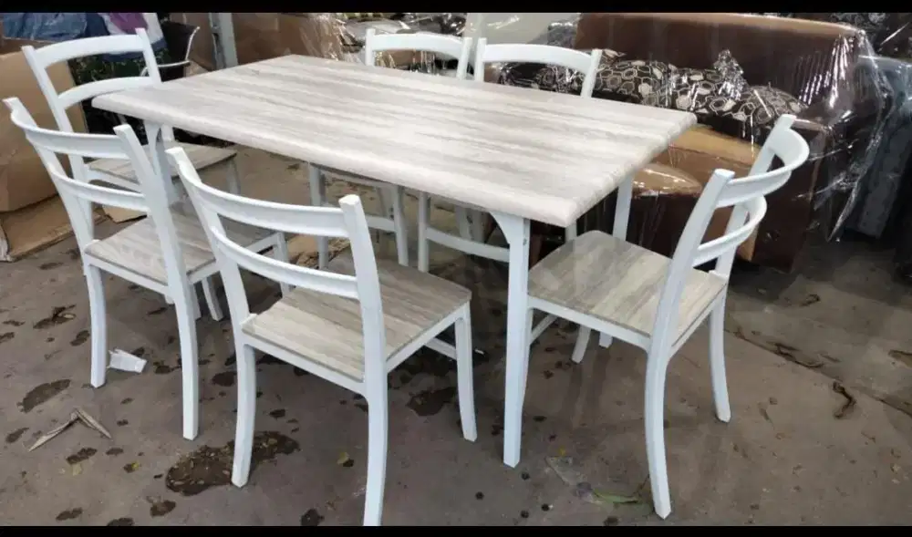 (Meja Makan Mewah Minimalis 6 Kursi)