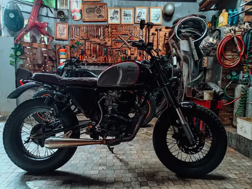 Motor Custom Scrambler