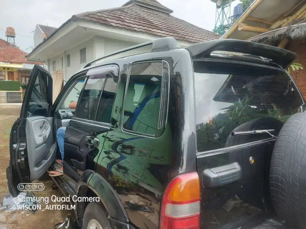 kaca film mobil panggilan ke lokasi anda