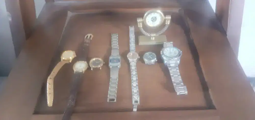 Jam tangan orisinil semua