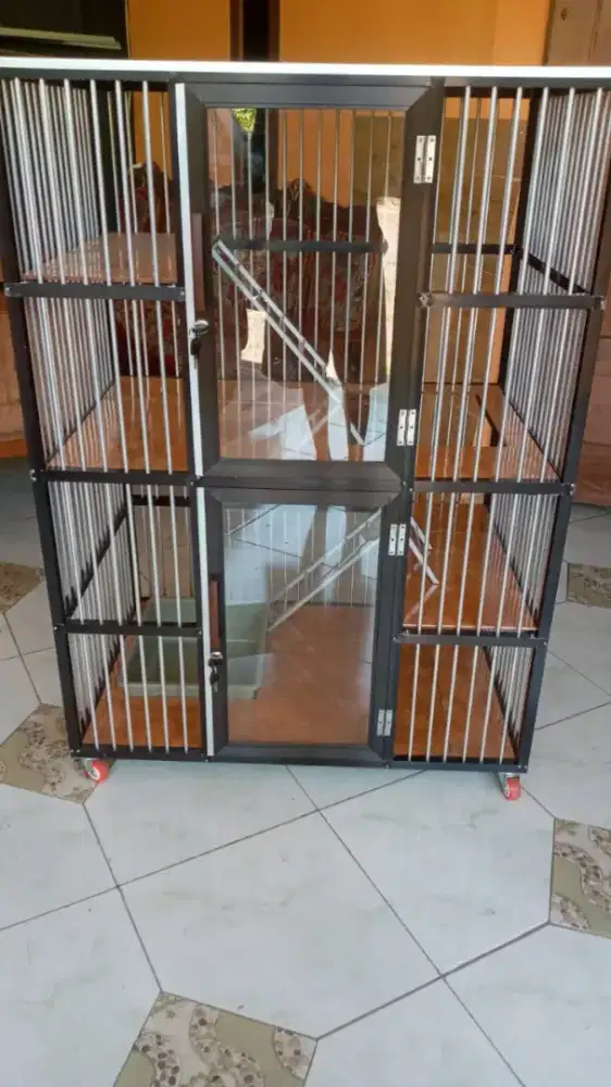 Kandang kucing alumunium