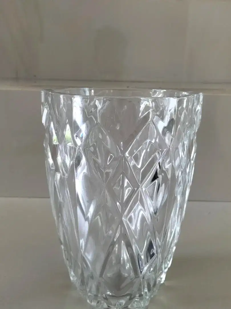 Vas Bunga Crystal dari France Tinggi 20 cm